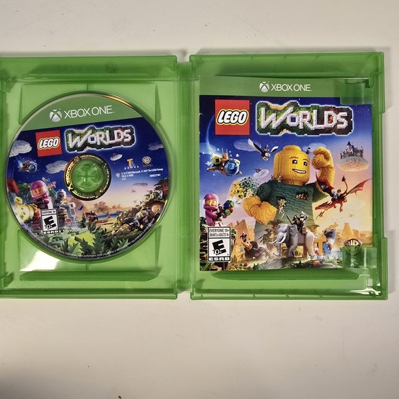 Lego Worlds Microsoft Xbox Game - Picture 3 of 3